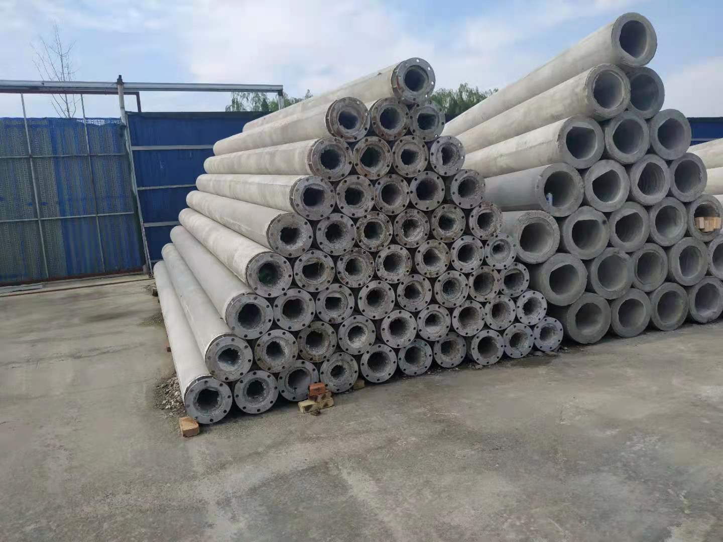 水泥电线杆出现老化的原因是什么